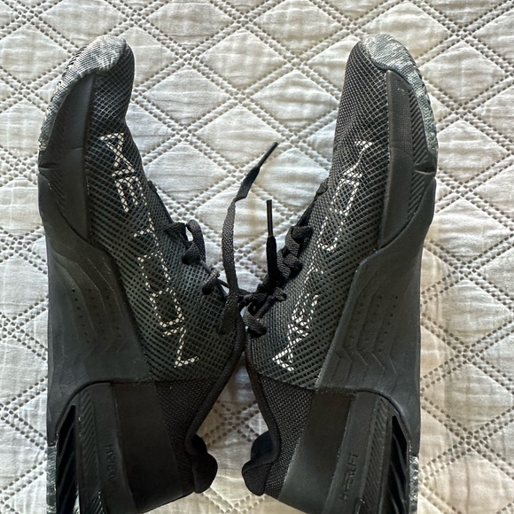 Nike Metcon Sneakers Black Like new size 9.5W - Picture 4 of 7